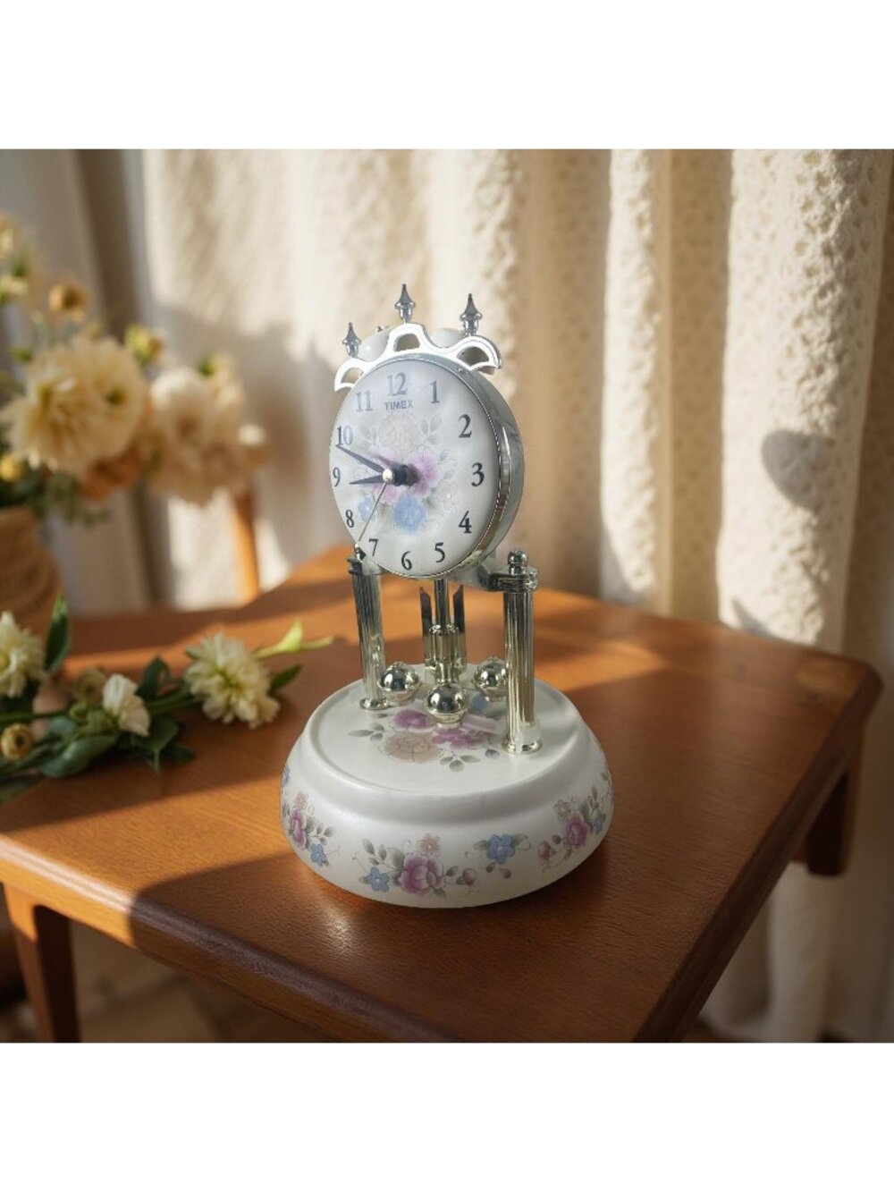 Vintage Timex Anniversary Clock with Glass Dome - Doesn't Work - Cottagecore Cha - Picture 10 of 11